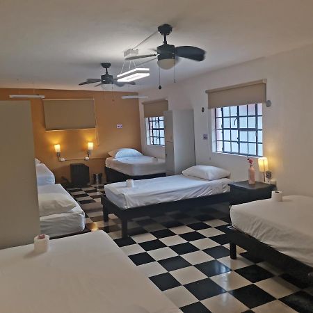 Bed and Breakfast Casa San Juan à Mérida Extérieur photo